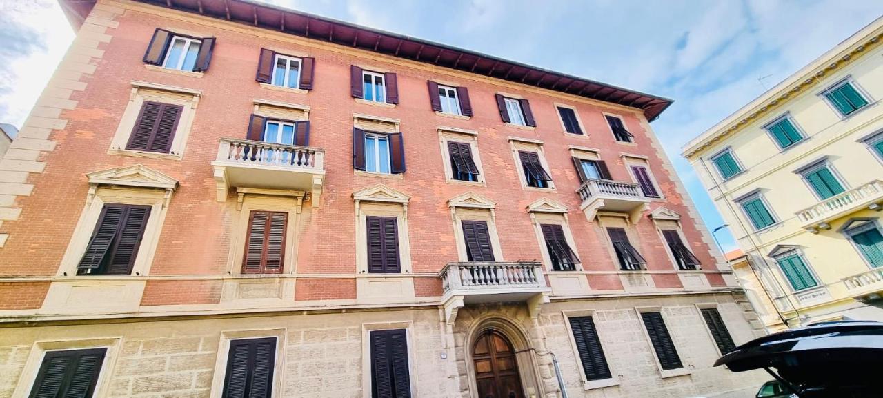 La Casina Verde - Appartamento Mansardato Livorno Eksteriør bilde